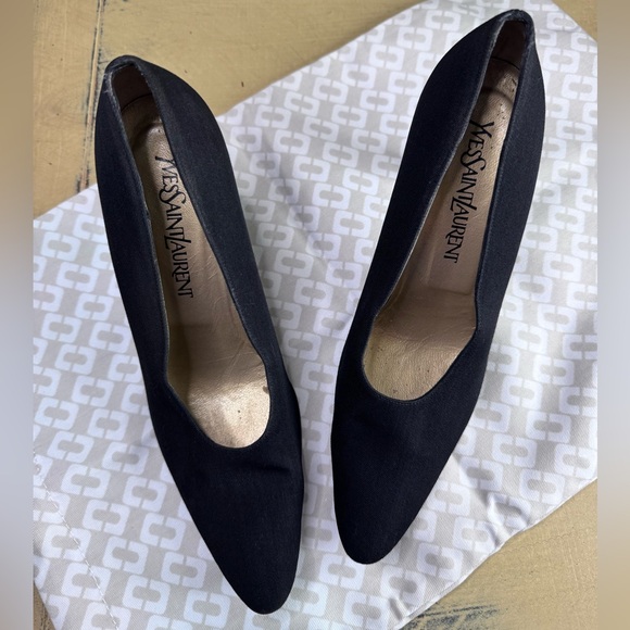 Yves Saint Laurent Shoes - Yves Saint Laurent Black Heels